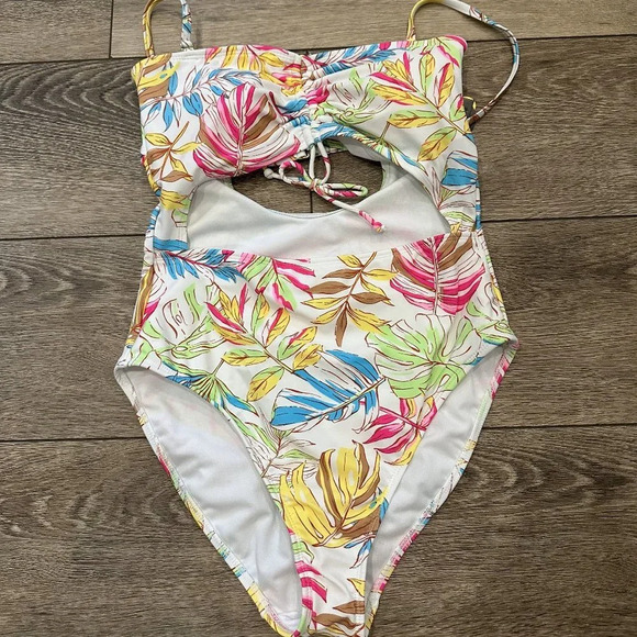 No Boundaries One Piece Bathing Suit Jungle Print Multicolor L NWT - Picture 8 of 8